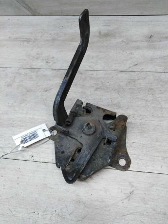 zamok-kapota-kia-clarus-art-15641-big-1