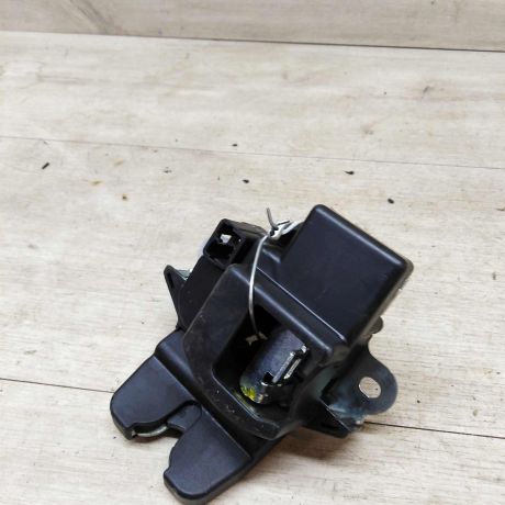 zamok-bagaznika-hyundai-solaris-art-16776-big-3