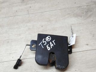 zamok-bagaznika-volkswagen-transporter-t5-art-16833