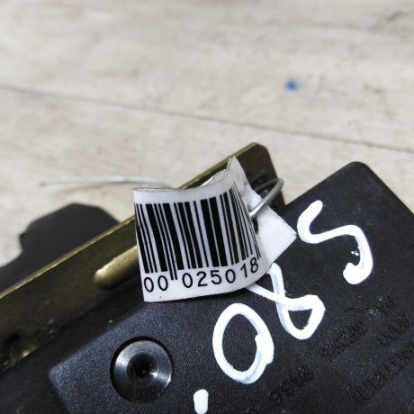 zamok-bagaznika-volvo-s80-art-17332-big-2