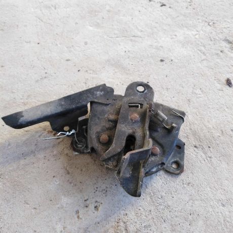 zamok-kapota-mitsubishi-lancer-9-art-17424-big-1