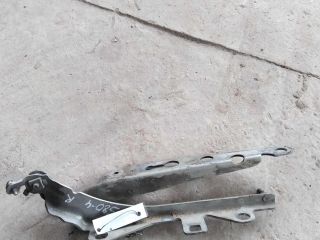 petlia-kapota-pravaia-volvo-s80-art-17791