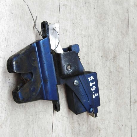 zamok-bagaznika-bmw-e39-art-17818-big-1