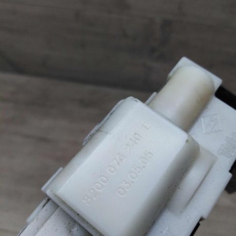 zamok-bagaznika-renault-megane-2-art-19463-big-2