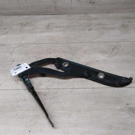 petlia-kryski-bagaznika-levaia-bmw-e46-art-19780-big-1