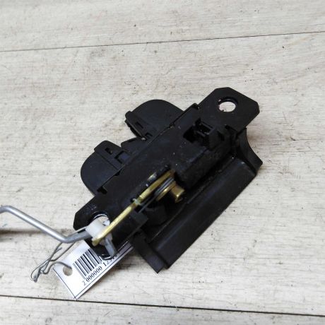 zamok-bagaznika-volkswagen-touareg-art-19902-big-2