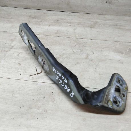 petlia-kapota-pravaia-audi-a6-c6-art-20269-big-0