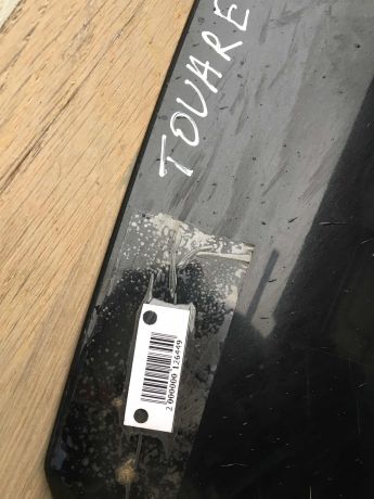 kapot-volkswagen-touareg-bg5-art-20295-big-1