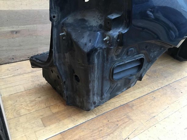 krylo-zadnee-pravoe-volkswagen-touareg-art-20299-big-2