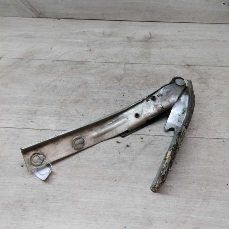 petlia-kapota-levaia-opel-vectra-a-art-22321-big-0