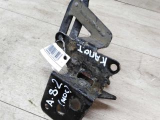 zamok-kapota-audi-a8-d2-art-24453