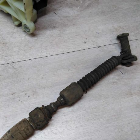 selektor-perekliuceniia-peredac-toyota-rav4-20i-3s-fe-kulisa-art-24717-big-3