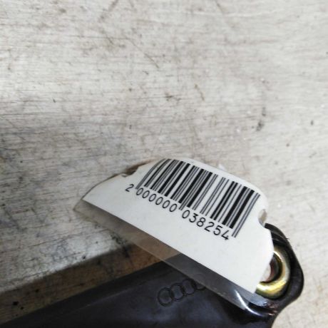 zamok-bagaznika-audi-a8-d2-art-24947-big-1