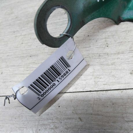 petlia-kapota-pravaia-toyota-rav4-art-26269-big-1