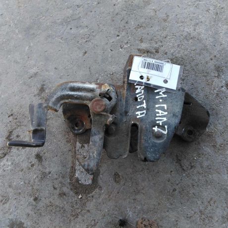 zamok-kapota-mitsubishi-galant-7-18i-4g93-art-26803-big-0