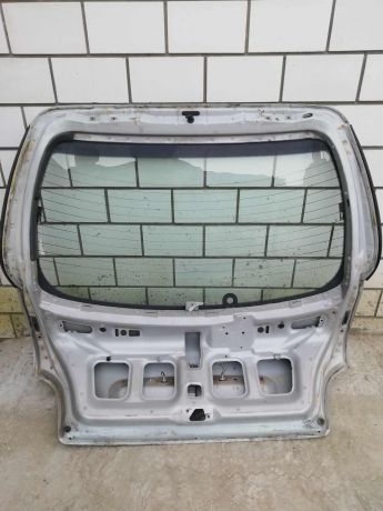 kryska-bagaznika-hyundai-accent-art-26928-big-3