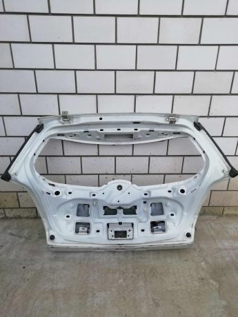 kryska-bagaznika-renault-megane-2-xetcbek-art-26973-big-3