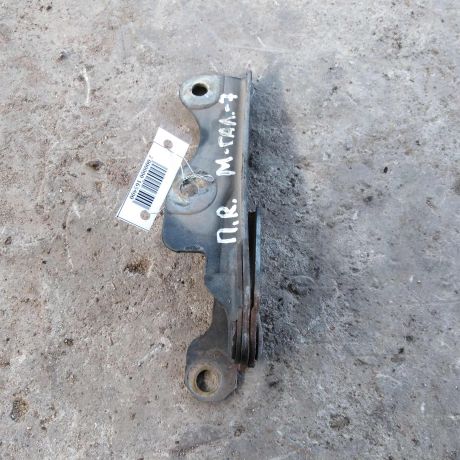 petlia-kapota-pravaia-mitsubishi-galant-7-art-27172-big-0