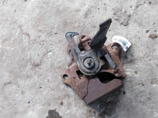 zamok-kapota-mazda-626-art-27659