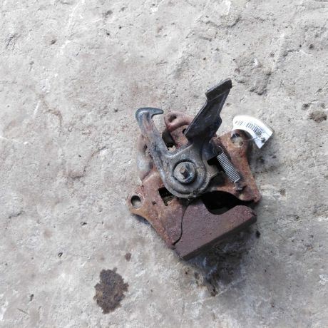 zamok-kapota-mazda-626-art-27659-big-0