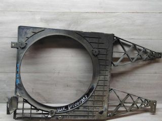diffuzor-ventiliatora-oxlazdeniia-volkswagen-golf-4-art-28031