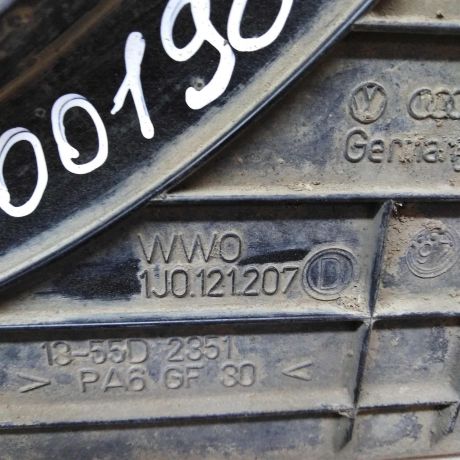 diffuzor-ventiliatora-oxlazdeniia-volkswagen-golf-4-art-28031-big-1