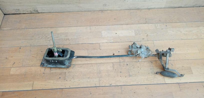 kulisa-perekliuceniia-peredac-volkswagen-golf-3-art-28387-big-0