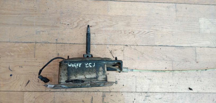 selektor-perekliuceniia-peredac-volkswagen-golf-3-akpp-kulisa-art-28391-big-3