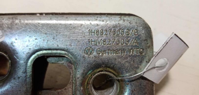 zamok-bagaznika-volkswagen-golf-3-art-28423-big-3