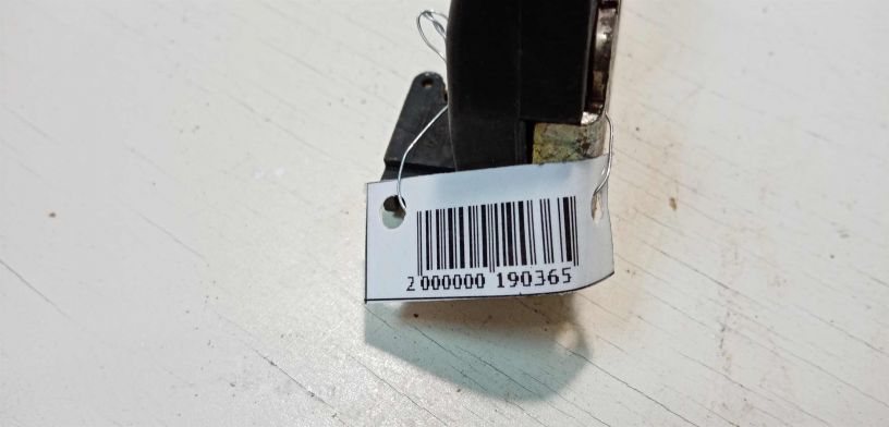 zamok-bagaznika-volkswagen-golf-3-art-28423-big-2