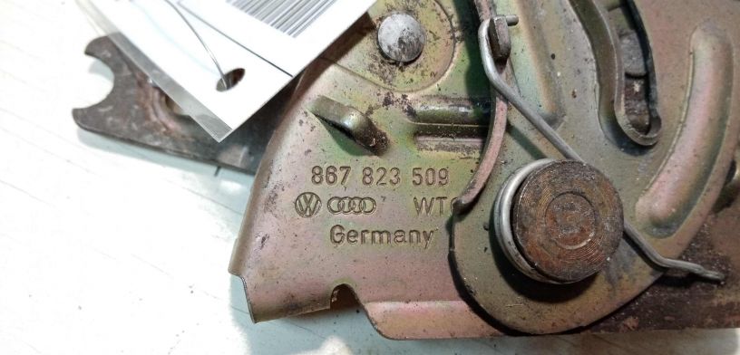 zamok-kapota-volkswagen-passat-b4-art-28486-big-2