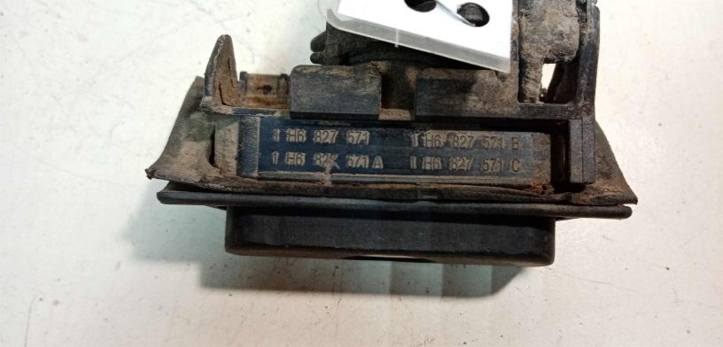 zamok-bagaznika-golf-3-art-28900-big-2