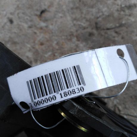 kulisa-ford-focus-1-rest-perekliucenie-peredac-art-29557-big-3