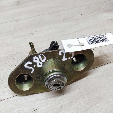 zamok-bagaznika-volvo-s80-25-t-art-30205-big-0
