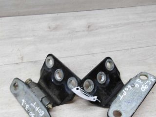 petlia-kryski-bagaznika-pravaia-volvo-xc90-art-30213