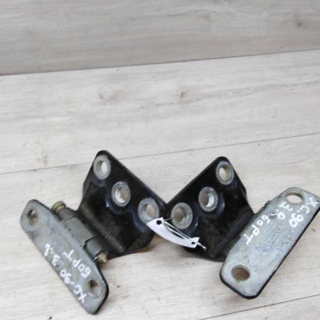 petlia-kryski-bagaznika-pravaia-volvo-xc90-art-30213-big-0