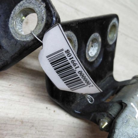 petlia-kryski-bagaznika-pravaia-volvo-xc90-art-30213-big-1