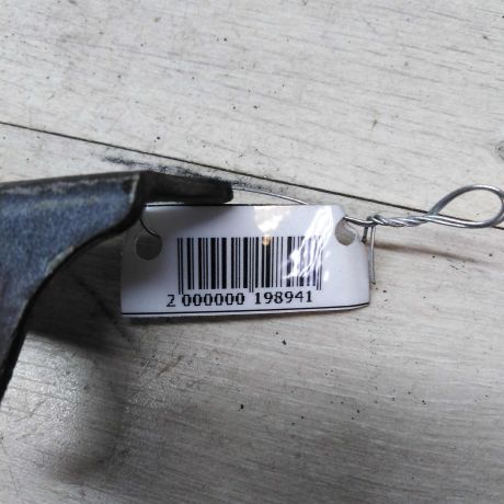 petlia-kapota-pravaia-chevrolet-lacetti-art-30360-big-1