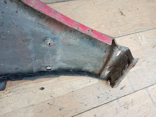 krylo-perednee-levoe-audi-100-s4-art-30653-big-4