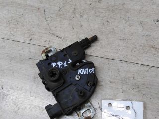 zamok-kapota-ford-focus-1-rest-art-30759