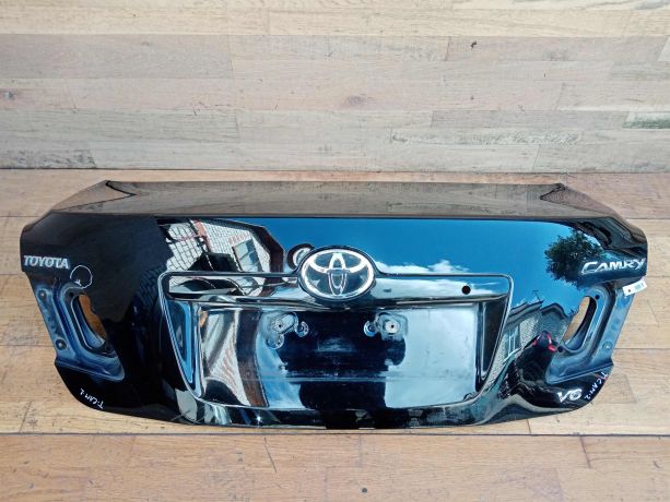 kryska-bagaznika-toyota-camry-v40-art-30897-big-0