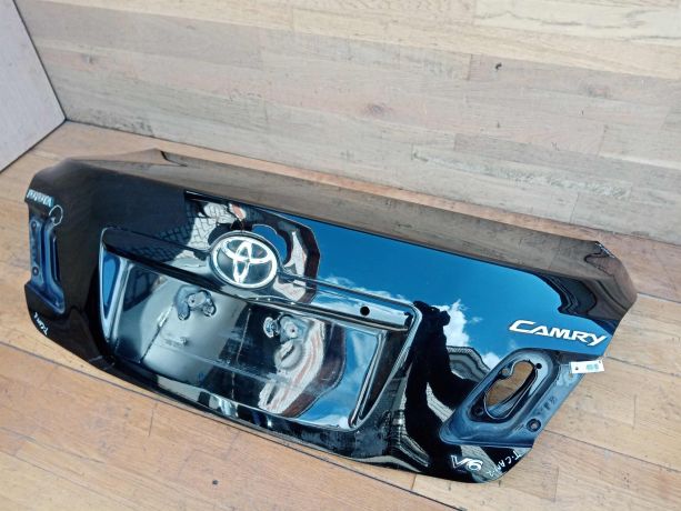 kryska-bagaznika-toyota-camry-v40-art-30897-big-5