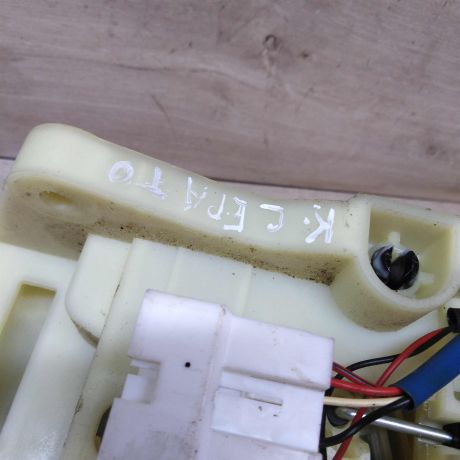 selektor-perekliuceniia-peredac-kulisa-kia-cerato-2-g4fc-2-16i-akpp-art-32123-big-1