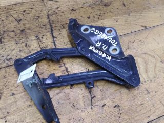 petlia-kapota-pravaia-volkswagen-touareg-art-32876