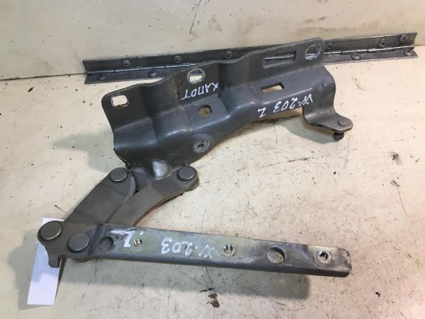 petlia-kapota-levaia-mercedes-w203-art-33767-big-2