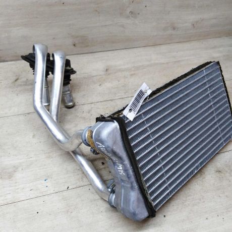 radiator-pecki-otopitelia-salona-audi-a4-b6-8e-25-tdi-art-34173-big-1