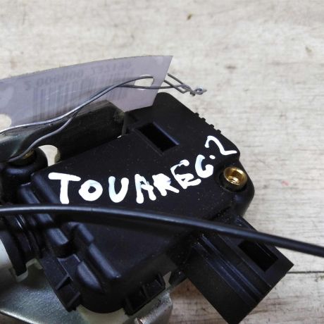 zamok-bagaznika-volkswagen-touareg-rest-art-34259-big-1