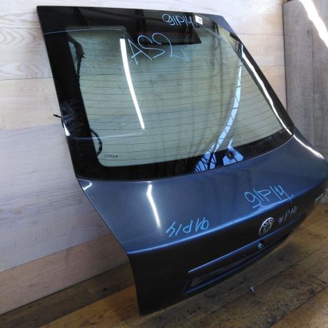 kryska-bagaznika-skoda-octavia-tour-nakladka-nad-nomerom-sniata-art-34500-big-8