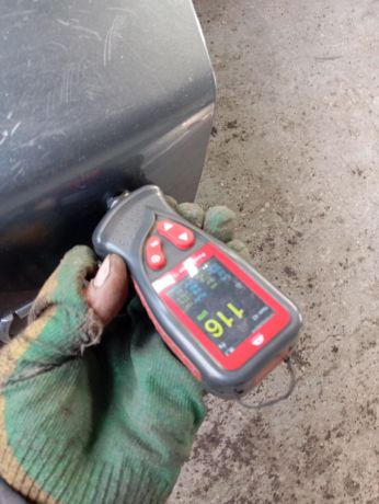 kryska-bagaznika-skoda-octavia-tour-nakladka-nad-nomerom-sniata-art-34500-big-9