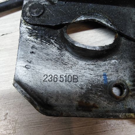 zamok-kapota-renault-megane-2-art-34512-big-2